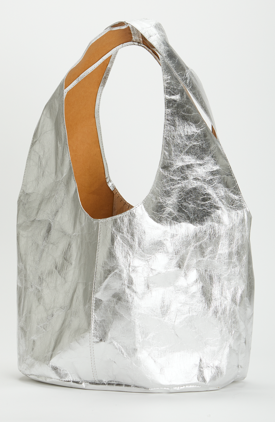 Neu: Vegane Handtasche aus Metallic-Papier von Penrose
