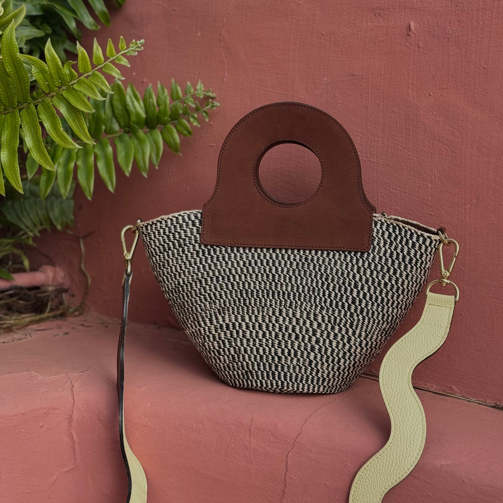Handheld Basket & Squiggle Shoulder Strap